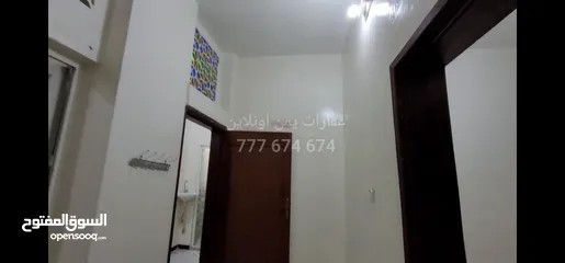  12 شقة تمليك في صنعاء _حي شميلة للبيع بسعر مغرري جداا