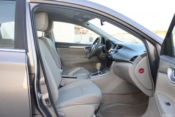  7 NISSAN SENTRA 2020 GCC EXCELLENT CONDITION WITHOUT ACCIDENT