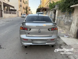  3 سيارة للبيع
