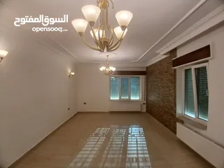  1 شقه فارغه ارضيه سوبر ديلوكس للايجار في الجبيهه حي الريان