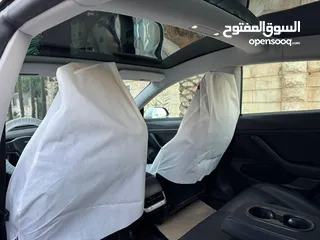  11 سياره تيسلا موديل 3 ستاندر بلص السياره بصلاه ع النبي مو ناقصها شي وما رح قصر مع الشرا وقابل للتفاوض