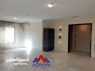  2 عبدون شقة للبيع 185 متر طابق اول منطقة سكن خاص