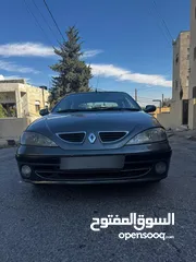  4 رينو ميغان موديل 2000 ماتور 1600 للبيع