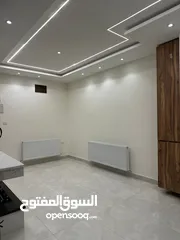  18 شقه للبيع سوبر ديلوكس مميزه