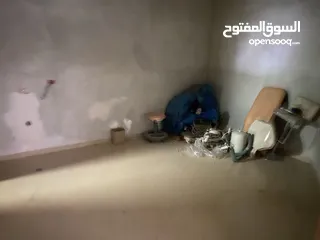 5 محل في سيتي سنتر مبلط ومقصور وجاهز