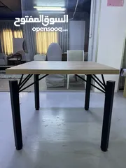  4 طاولات جودة عالية