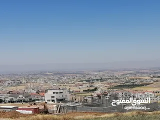  1 قطعة ارض للبيع مساحتها  620 حوض فروخ ناطفه  منطقه الحي جنوبي قرب قصر العوادين ودار صحارى ب 700م
