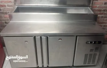  13 عدة مطعم كاملة للبيع بحاله ممتازه