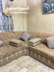 5 كورنر اماراتي خليجي مريح لغرفة جلوس او معيشه بلون عسلي مميز السعر 130 دينار السعر قابل للتفاوض