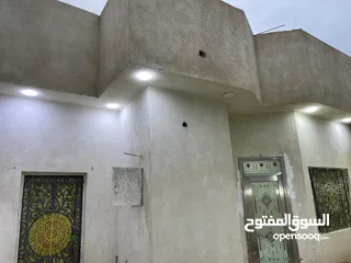  14 دار سكن جديد وجاهز وفارغ غير مسكون 