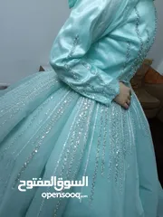  2 فستان خطوبه للبيع