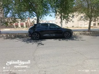  13 سياره موديل 2022 ايونك 5 كهربائيه لون اسود ميتاليك دفع رباعي اكبر بطاريه تمشي فوق 550 كيلو سبعه جيد