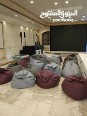  16 بفات beanbags  لداخل المنزل والحديقة والفنادق والمسابح وللمؤتمرات والمعارض.