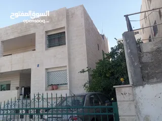  7 عمارة مكونة من طابقين للبيع تصلح لبناء ثلاث طوابق اضافية تم تنزيل السعر