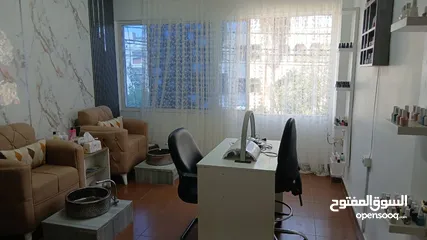  1 صالون سيدات للبيع  تلاع العلي شارع المدينه المنوره محيط دوار الواحه