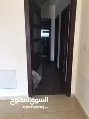  2 روف للايجار في عبدون خلف السفارة السعودية