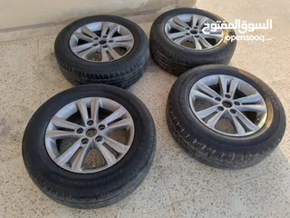  4 جنطات مع كوشوك