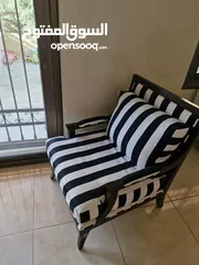  6 كراسي كبيره  صالون مفرده بألوان مختلفه  للبيع