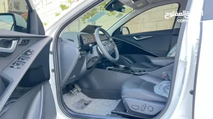  7 فل مسكر مع فتحة Kia Niro 2024-23
