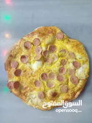  2 محل بيتزا ومعجنات وسناك للبيع بسعر مغري