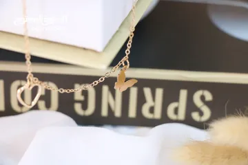  4 اكسسوارات نسائيه للصبايا  انتي دائما الاجمل تألقي