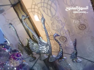  18 غرفة نوم ماستر+نثريات كريستالية