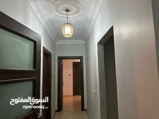  7 شقة مميزة بالجاردنز سوبر ديلوكس للبيع من المالك مباشرة