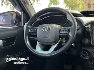  18 تويوتا هايلوكس 2017 محدث بالكامل 2023 فل الفل مميز جدا للبيع بسعر مغري كاش او اقساط