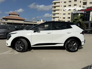  17 كيا سبورتاج GT Line ترخيص 2022 محرك 1600 هايبرد  جير أوتوماتيك 240 حصان