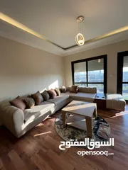  6 شقه للايجار