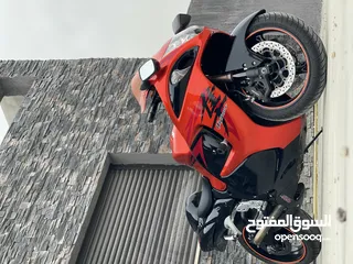  2 سوزوكي هايبوزا