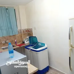  8 بيت مفروشة