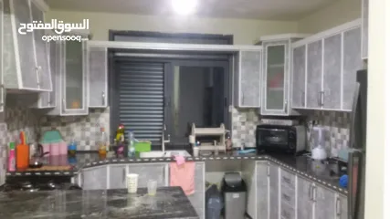  8 #شقه_للايجار_غير_مفروشه_هادئه_ومميزه