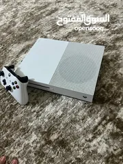  2 نظيفه جدا Xbox one s