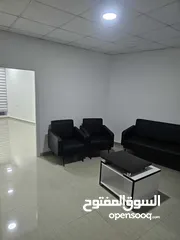  8 مكتب تجري للايجار