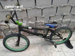  1 دراجة BMX  للبيع 