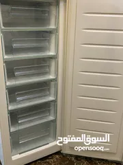  2 فريزر Castle لون ابيض ،ست ادراج ،بحالة ممتازة