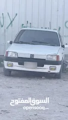  5 سيارة بيجو 205