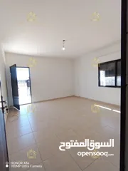  7 شقة ثالث مع روف منفصل في منطقة خلدا