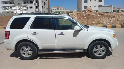  26 فورد اسكايب فل بفتحه فحص 3 جيد لون ابيض لؤلؤي بسعر مغري قابل للبدل