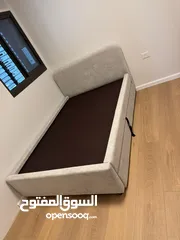  3 غرف نوم وخزاين ماستر واطفاال