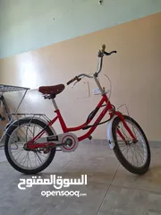  1 Female kids bicycle for 9 to 12 years old in good condition