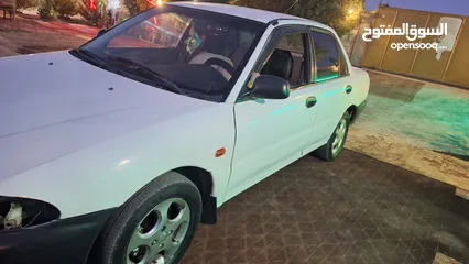  3 ميتسوبيشي لانسر 1996 للبيع