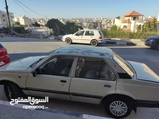  1 سيارة اوبل اسكونا
