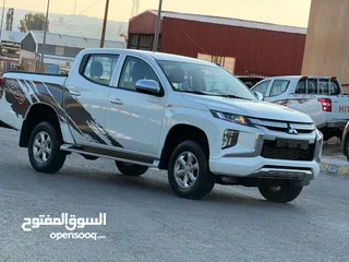  3 Mitsubishi l200 4X4 2020