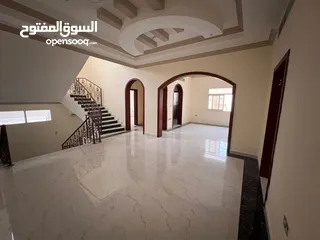  7 فيلا للايجار