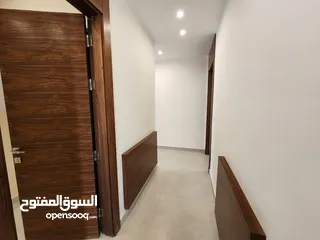 11 شقة طابقية فاخرة للبيع في عبدون  ref : 14385