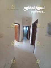  14 شقة مميزة - خلدا - 3نوم 1ماستر - 220م - بإطلالــــه مميزة - قرب الخدمات - موقع هادئ ومميز