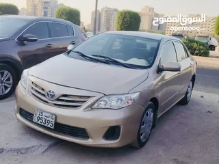  1 تويوتا كرولا 2012 لون ذهبى 1600CC للبيع