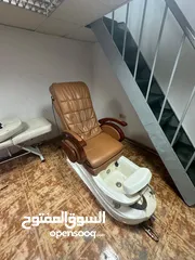  8 manicure and pedicure chair